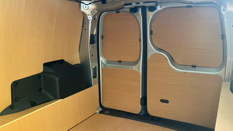 Ford Transit Connect 250 L2 Petrol 1.5 EcoBoost PHEV 150 Limited Van Auto